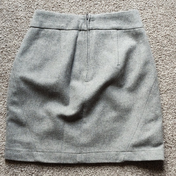 Dynamite wool/felt mini skirt - Picture 2 of 3